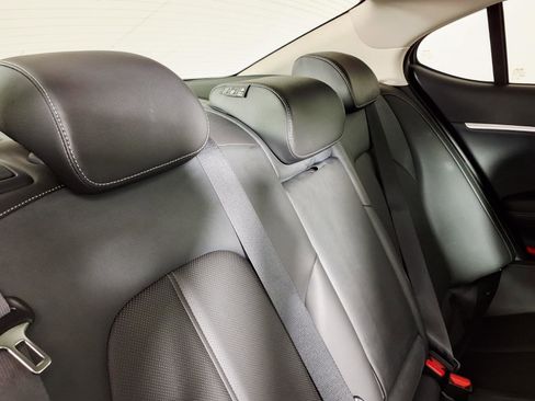 Certified 2025 Genesis G70 2.5T image 12