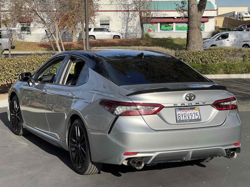 Used 2022 Toyota Camry XSE image 18