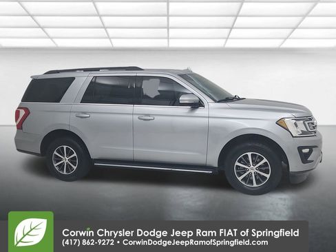 Used 2021 Ford Expedition XLT image 1