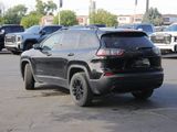 Used 2023 Jeep Cherokee Altitude Lux image 4