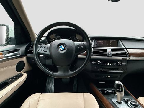 Used 2012 BMW X5 xDrive35d image 11