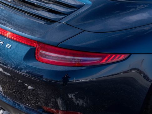 Certified 2015 Porsche 911 Targa 4S image 15