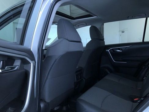 Certified 2022 Toyota RAV4 XLE image 11