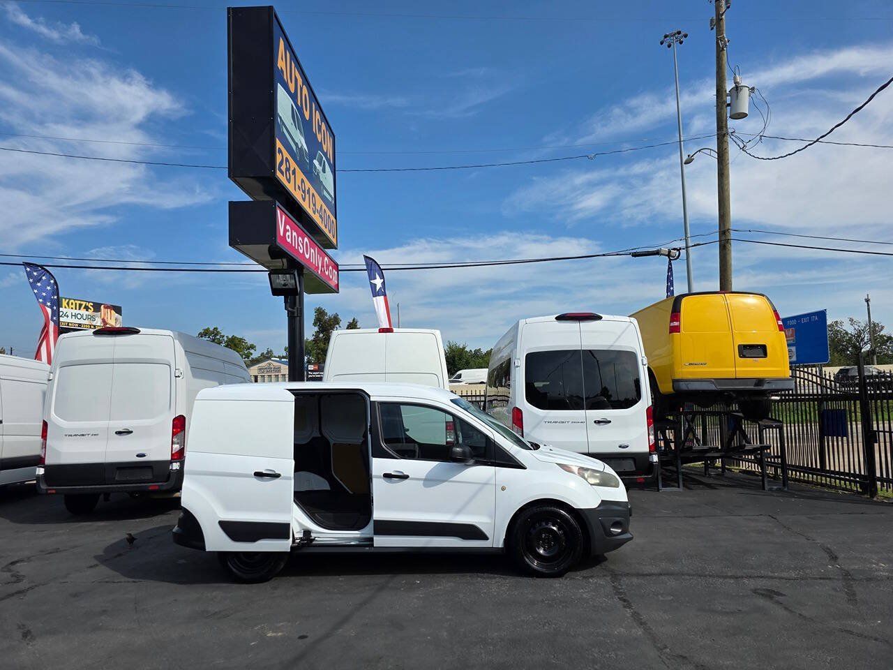 Used 2017 Ford Transit Connect XL FWD image 5