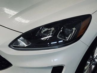 Used 2022 Ford Escape SE video 2