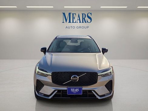 New 2026 Volvo XC60 B5 Ultra w/ Protection Package Premier image 8