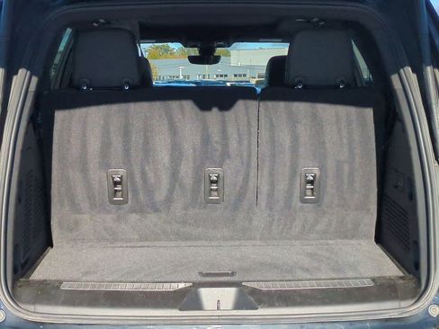 Used 2021 Chevrolet Tahoe Premier w/ Premium Package image 35