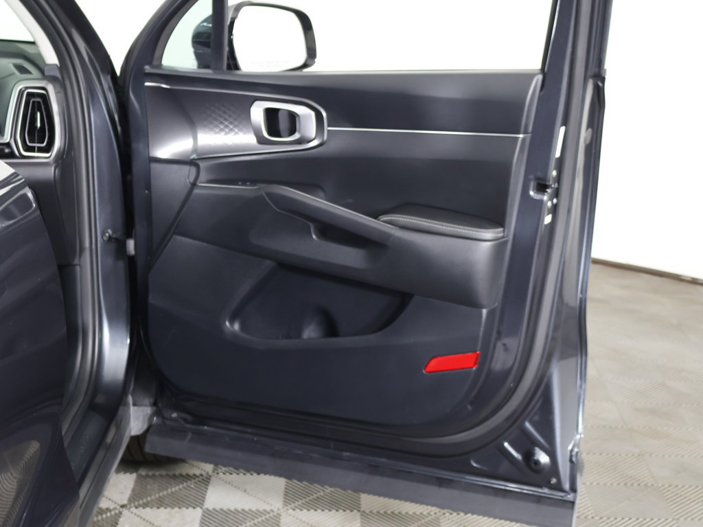 Used 2024 Kia Sorento S w/ Panoramic Sunroof Package FWD image 24