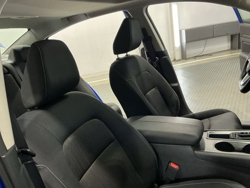 Used 2025 Nissan Altima 2.5 SV w/ SV Special Edition Package image 19