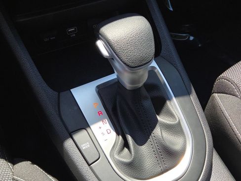 Used 2024 Kia Forte LXS FWD image 25