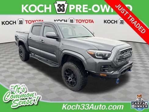 Used 2023 Toyota Tacoma SR image 1