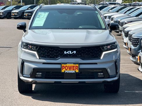 Certified 2023 Kia Sorento SX AWD/4WD image 9