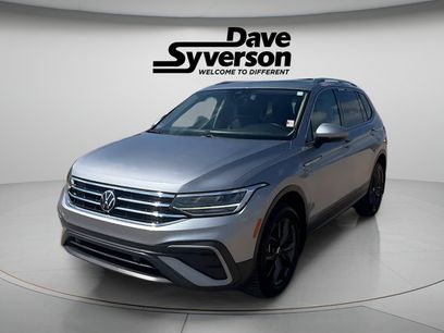 Used 2022 Volkswagen Tiguan SE
