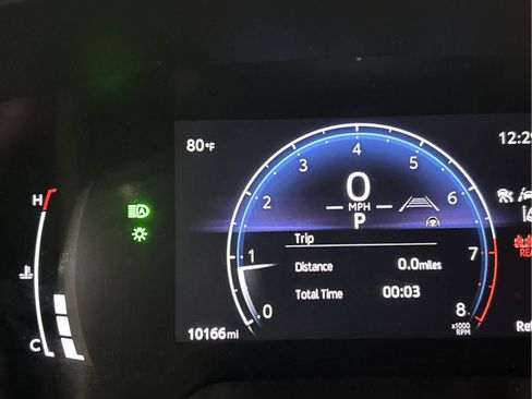 Used 2026 Toyota Corolla LE FWD image 11
