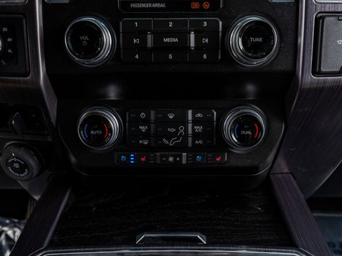 Used 2021 Ford F250 Limited w/ FX4 Off-Road Package image 26