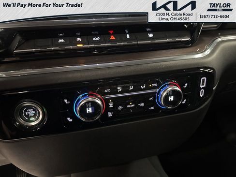 Used 2024 GMC Sierra 1500 SLT image 16