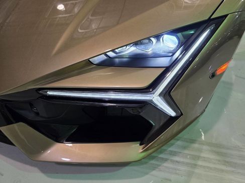 Used 2024 Lamborghini Revuelto AWD/4WD image 78