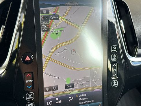 Used 2017 Toyota Prius Prime Premium image 21