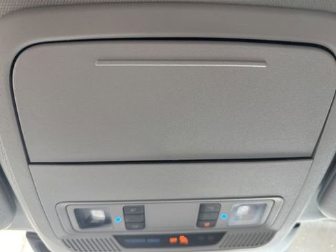 Used 2023 Ford Explorer XLT w/ Equipment Group 202A image 31