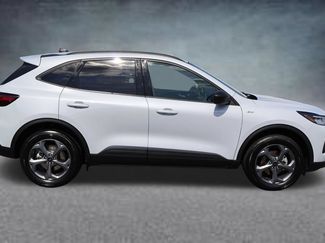 Used 2025 Ford Escape ST-Line AWD/4WD video 2