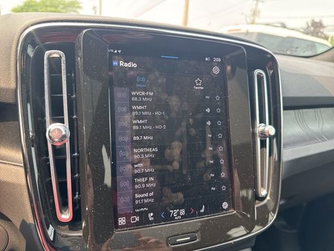 Used 2023 Volvo C40 P8 Recharge Ultimate image 39