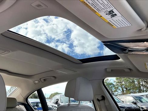 Used 2020 BMW 750i xDrive 750i xDrive w/ Executive Package image 13