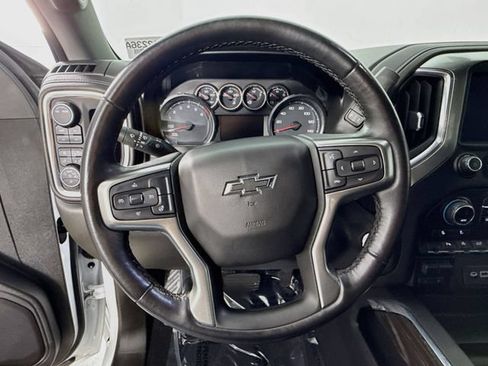 Used 2021 Chevrolet Silverado 1500 LT Trail Boss w/ Convenience Package II AWD/4WD image 11