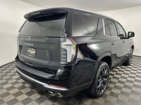 Used 2026 Chevrolet Tahoe High Country AWD/4WD image 5