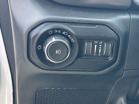 Used 2018 Jeep Wrangler Unlimited Sport S AWD/4WD image 18