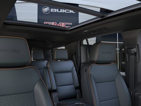 New 2026 GMC Yukon AT4 AWD/4WD image 24