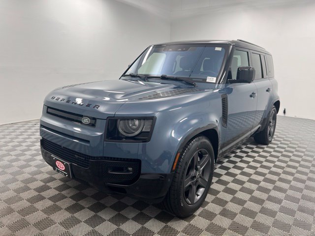 Used 2023 Land Rover Defender 110 X-Dynamic SE AWD/4WD image 2