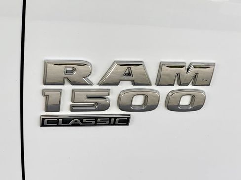 Used 2024 RAM 1500 Classic SLT AWD/4WD image 9