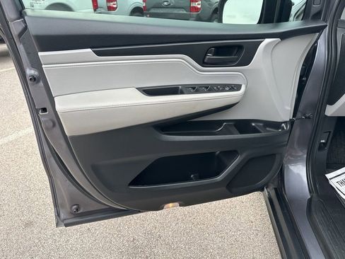 Used 2022 Honda Odyssey EX image 10