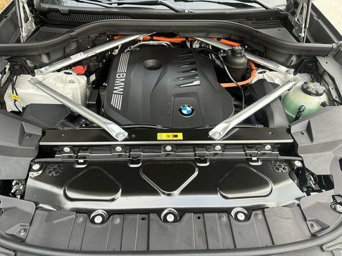 Used 2026 BMW X5 xDrive50e AWD/4WD image 25