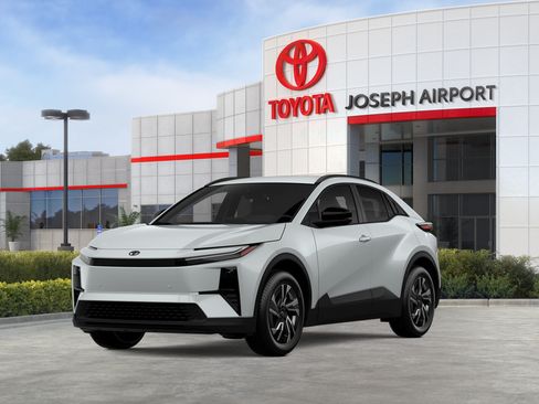 New 2026 Toyota C-HR AWD/4WD image 31