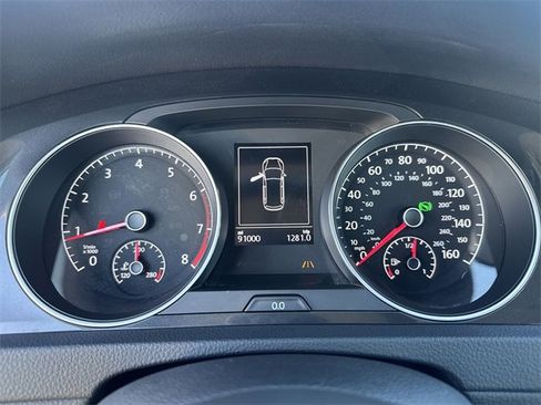 Used 2018 Volkswagen Golf Alltrack SEL image 18