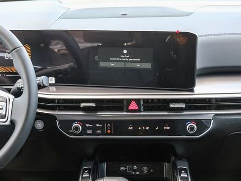 New 2025 Kia Sorento S w/ Panoramic Sunroof Package image 29