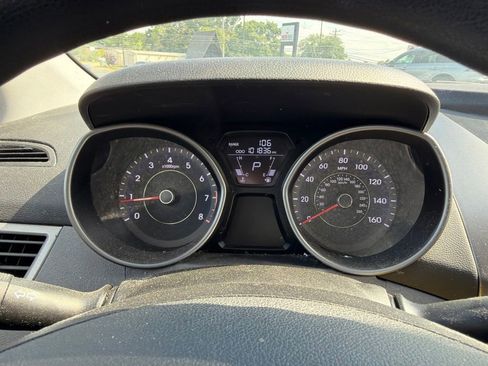 Used 2013 Hyundai Elantra GLS FWD image 26