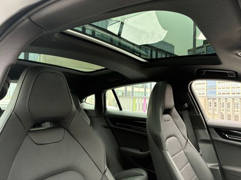 New 2026 Porsche Panamera image 15