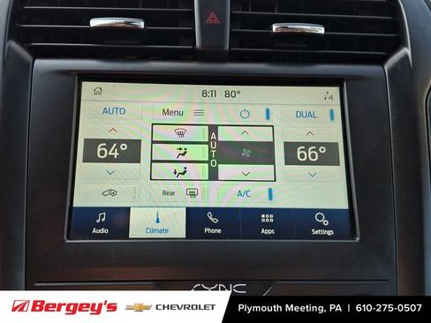 Used 2020 Ford Fusion SE AWD/4WD image 21
