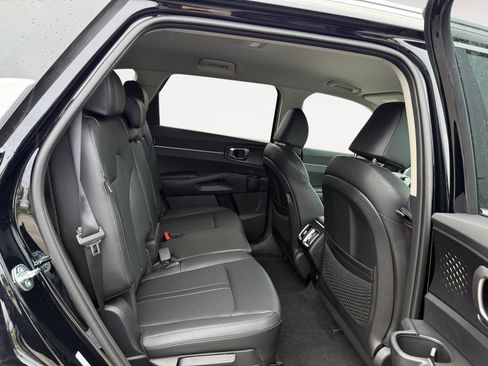 New 2026 Kia Sorento S image 18