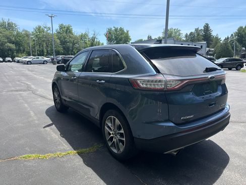 Used 2018 Ford Edge Titanium w/ Equipment Group 302A AWD/4WD image 5