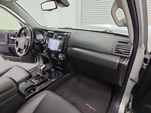 Used 2023 Toyota 4Runner TRD Off-Road Premium image 39