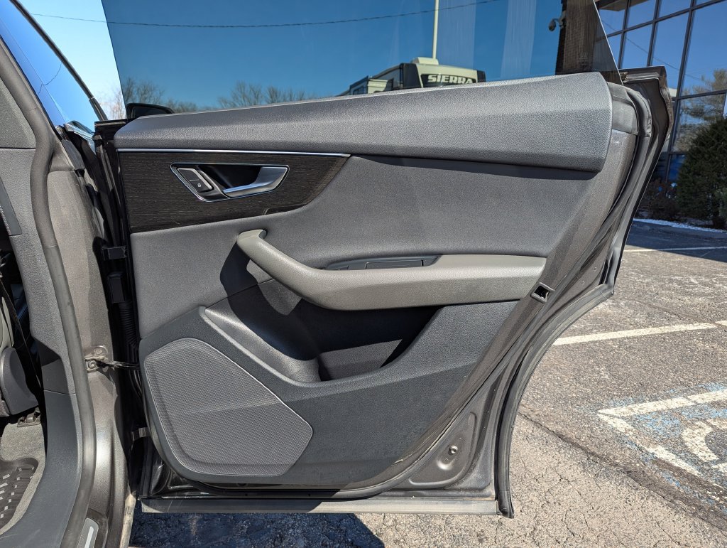 Used 2019 Audi Q8 Premium AWD/4WD image 35
