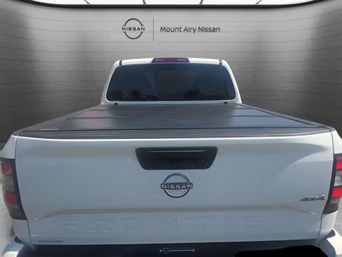 Certified 2025 Nissan Frontier SV w/ SV Convenience Package AWD/4WD image 6
