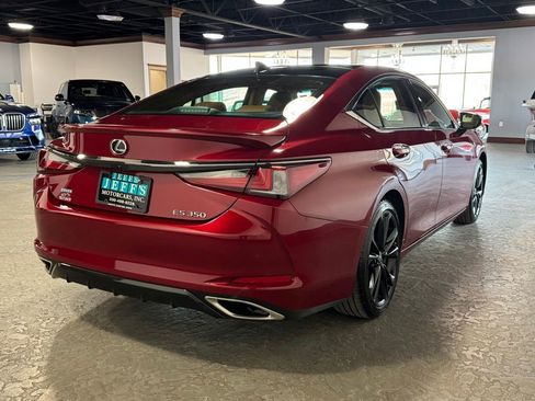 Used 2025 Lexus ES 350 w/ Premium Package image 4