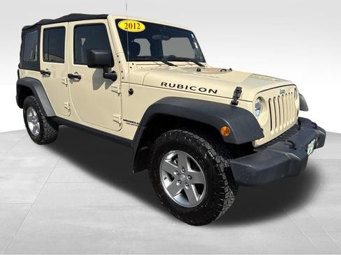 Used 2012 Jeep Wrangler Unlimited Rubicon w/ Connectivity Group AWD/4WD image 8