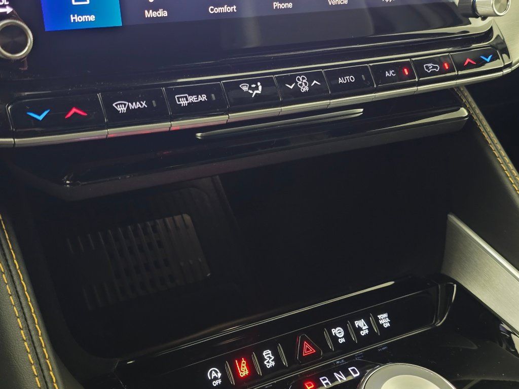 New 2026 Jeep Grand Wagoneer 4WD image 28