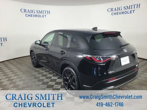 Used 2023 Honda HR-V Sport image 3