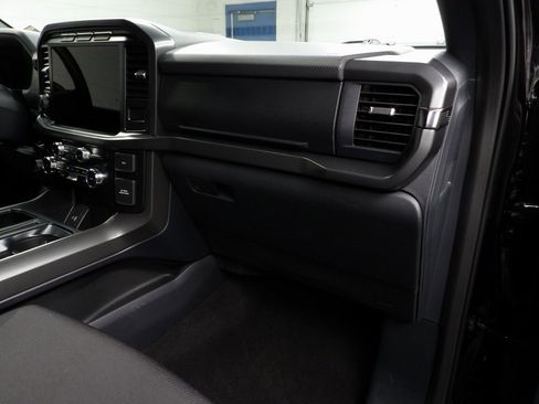 Used 2024 Ford F150 XLT w/ XLT Black Appearance Package image 38